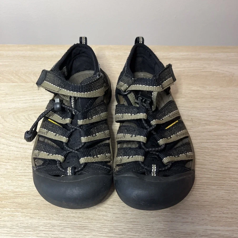 KEEN Youth Newport H2 Waterproof Sport‎ Outdoor Hiking Sandals Size 1 Kids